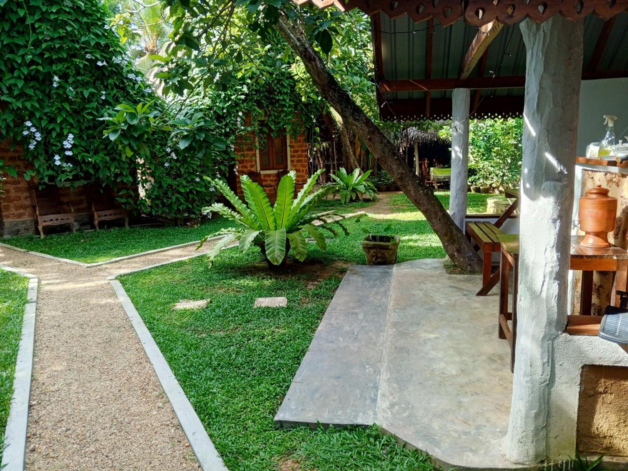 Sky View Cabin Unawatuna Exterior foto